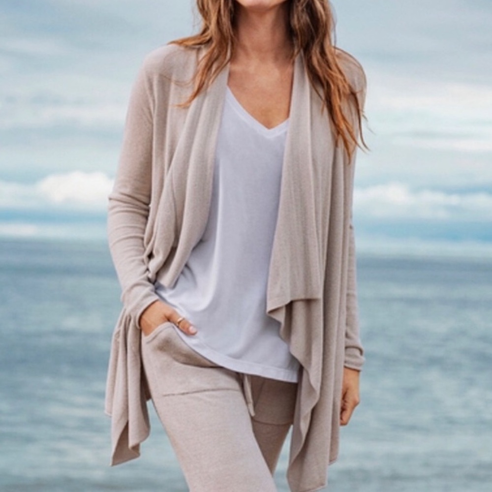Barefoot Dreams Bamboo Chic Lite Calypso Wrap